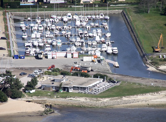 2015-04-Vue aerienne Port Taussat Fontainevieille